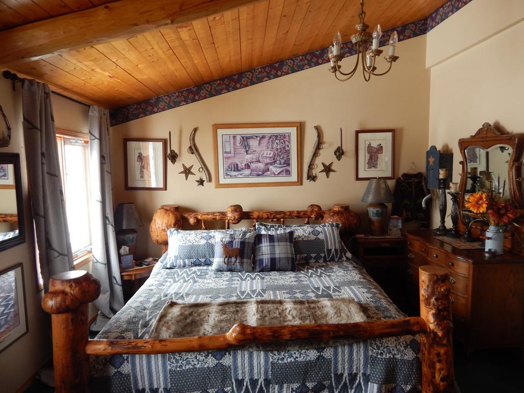 Idle Spurs Log Cabin Bed & Breakfast Black Diamond Eksteriør billede